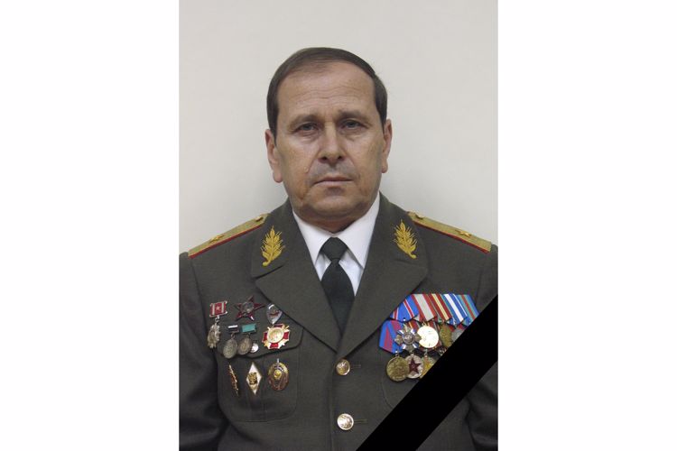 В Новосибирске на 69-ом году жизни скоропостижно скончался генерал-майор в отставке Владимир Васильевич Власко
