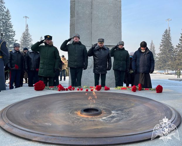 Сотрудники и военнослужащие Росгвардии почтили память соотечественников, исполнявших служебный долг за пределами нашей страны