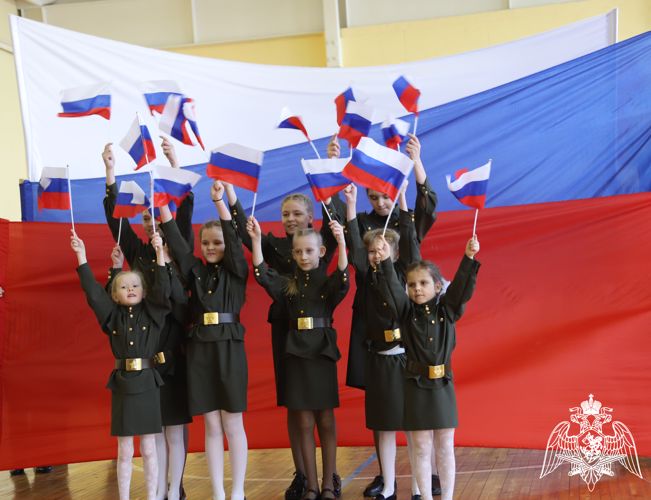 В Новосибирске воспитанники подшефного Росгвардии учреждения вступили в ряды «Гвардейской смены»