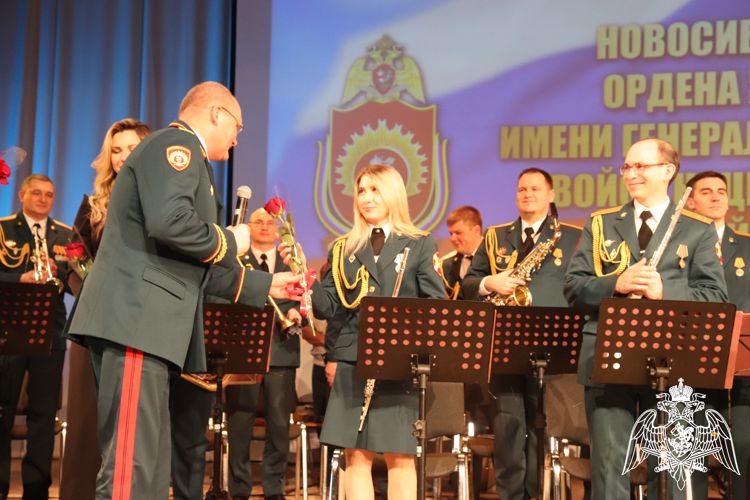 В Новосибирске прошло торжественное мероприятие, посвященное 52-ой годовщине со Дня образования Новосибирского военного института Росгвардии