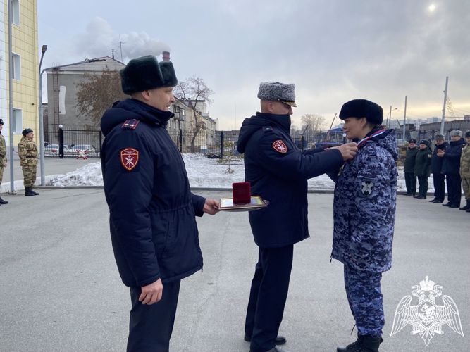 Военнослужащие и сотрудники Росгвардии приняли участие в торжественных мероприятиях, посвящённых семилетию со Дня образования Росгвардии 