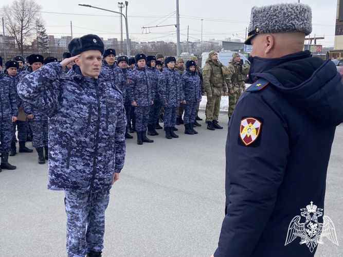 Военнослужащие и сотрудники Росгвардии приняли участие в торжественных мероприятиях, посвящённых семилетию со Дня образования Росгвардии 