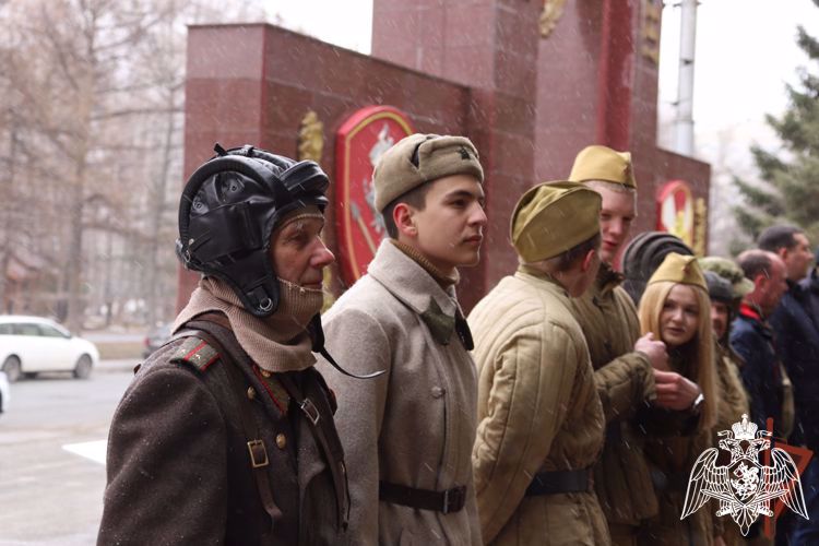 В Новосибирске стартовал автопробег Росгвардии «Вахта памяти. Сыны Великой Победы»
