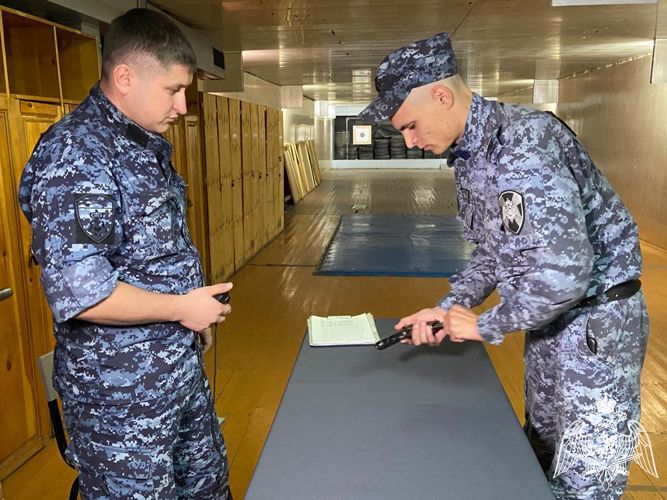 Конкурс профессионального мастерства среди групп задержания вневедомственной охраны Росгвардии прошел в Новосибирске
