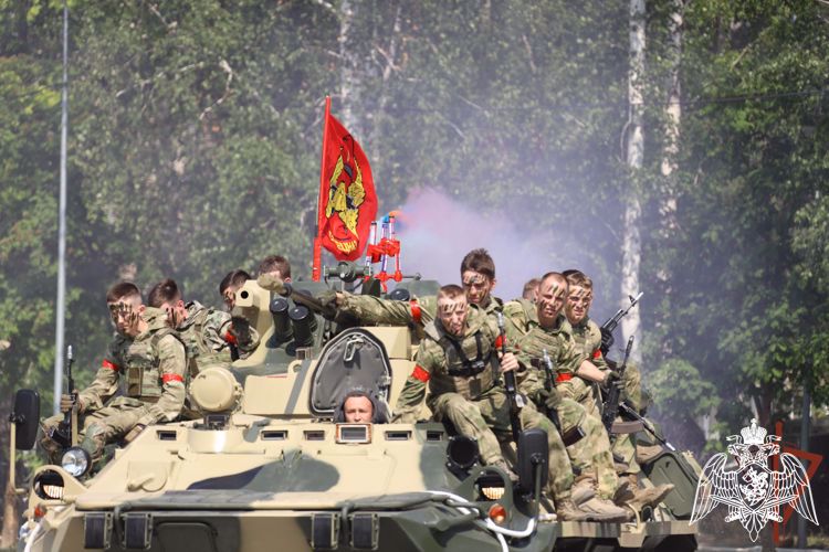 В НОВОСИБИРСКОМ ВОЕННОМ ИНСТИТУТЕ РОСГВАРДИИ СОСТОЯЛСЯ ВЫПУСК МОЛОДЫХ ОФИЦЕРОВ