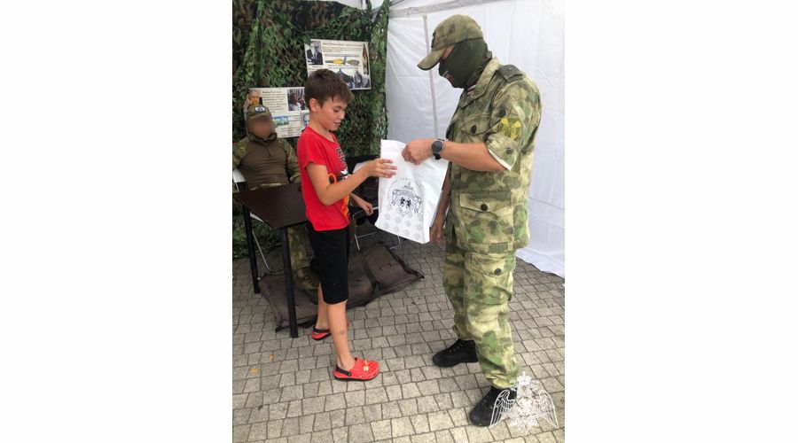 В Новосибирске военнослужащие спецназа «Ермак» приняли участие в проекте «Я в команде»