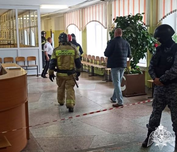 В Новосибирской области Росгвардия приняла участие в единых учениях по отработке действий при ЧС на объектах образования