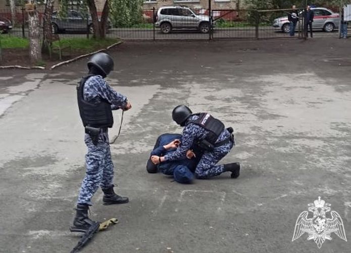 В Новосибирской области Росгвардия приняла участие в единых учениях по отработке действий при ЧС на объектах образования