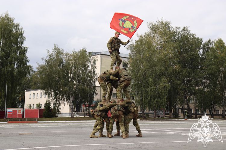 Курсанты Новосибирского военного института Росгвардии приняли участие в организации региональных соревнований «Полигон твоих возможностей»