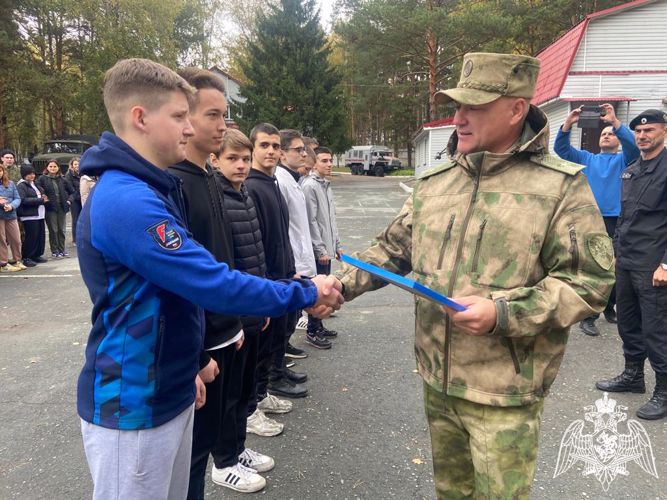 Росгвардейцы в Новосибирской области провели«Зарницу» с учащимися подшефных школ