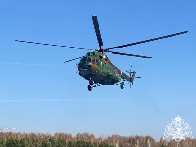 В Новосибирске проходит сбор с выпускающими при проведении беспарашютного десантирования из вертолета 