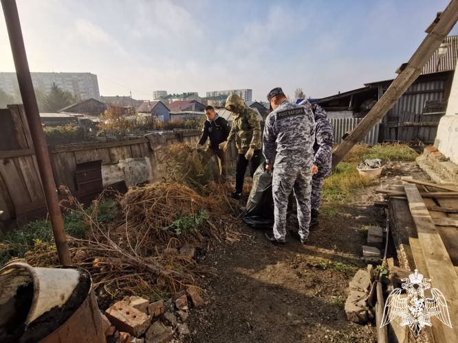 В Новосибирской области сотрудники вневедомственной охраны оказали помощь ветерану службы 