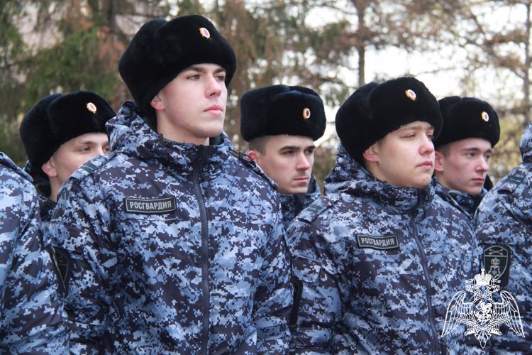 В Новосибирске прошли мероприятия, посвященные 71-й годовщине образования подразделений вневедомственной охраны Росгвардии