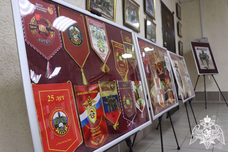 В музее Новосибирского военного института Росгвардии организована выставка, посвященная силам специального назначения ведомства
