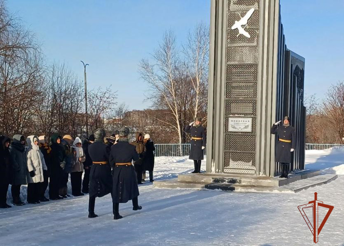 Военнослужащие Росгвардии приняли участие в открытии Мемориала  «Защитникам Отечества»