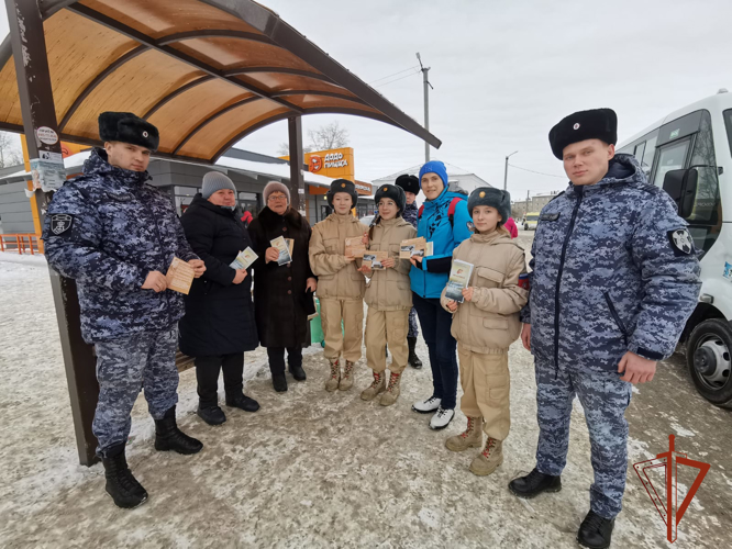 В Новосибирске сотрудники и военнослужащие Росгвардии проводят мероприятия, посвященные 80-летию со дня снятия Блокады Ленинграда