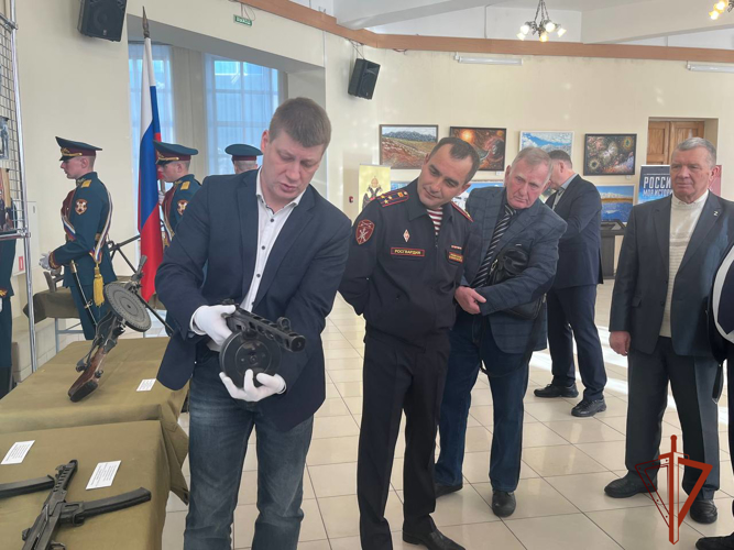 В Новосибирске состоялось торжественное мероприятие, посвященное празднованию 55-ой годовщины со Дня образования подразделений государственного контроля и лицензионно-разрешительной работы  Росгвардии
