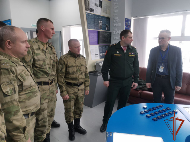 Военнослужащие Росгвардии приняли участие в тематических мероприятиях, приуроченных ко Дню защитника Отечества