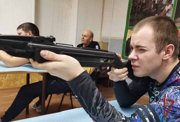 В Новосибирской области сотрудники вневедомственной охраны Росгвардии выполнили спортивные нормы ГТО