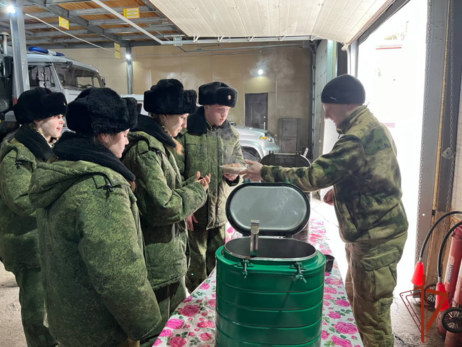 Сотрудники ОМОН на транспорте «Магистраль» провели день открытых дверей в честь 31-летия со дня образования отряда
