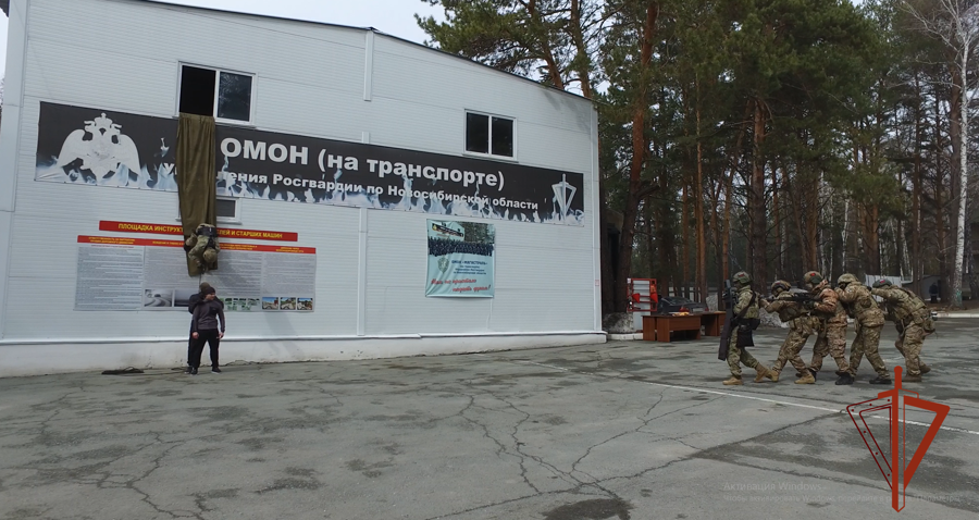 Сотрудники ОМОН на транспорте «Магистраль» провели день открытых дверей в честь 31-летия со дня образования отряда