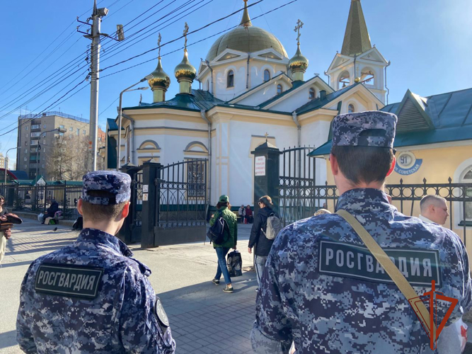 Росгвардия обеспечила безопасность празднования православной Пасхи в Новосибирской области