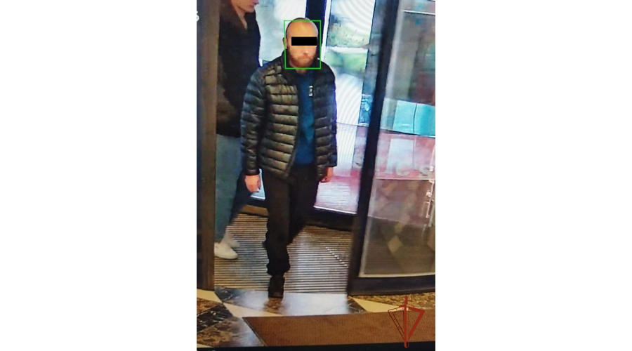 Сотрудники вневедомственной охраны задержали находящегося в розыске гражданина, зафиксированного системой распознавания лиц