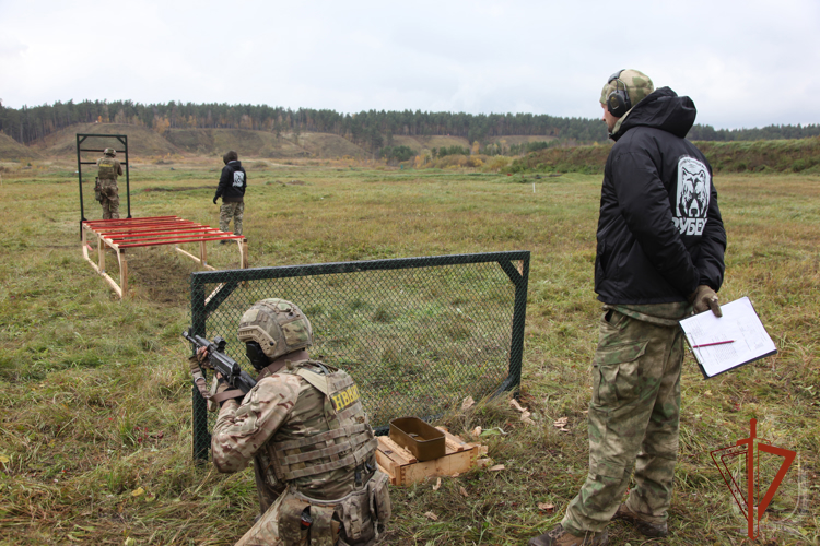 На базе учебного центра Новосибирского военного института прошел Открытый Кубок Губернатора Новосибирской области по практической стрельбе