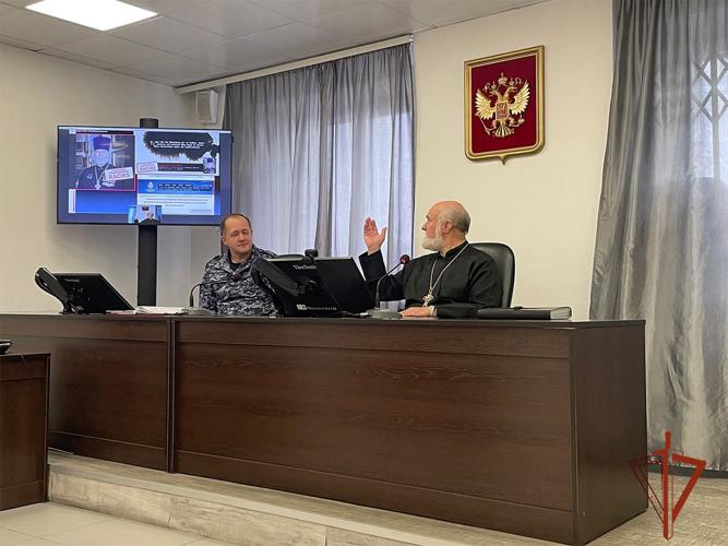 В Управлении Росгвардии по Новосибирской области прошла встреча со священнослужителем