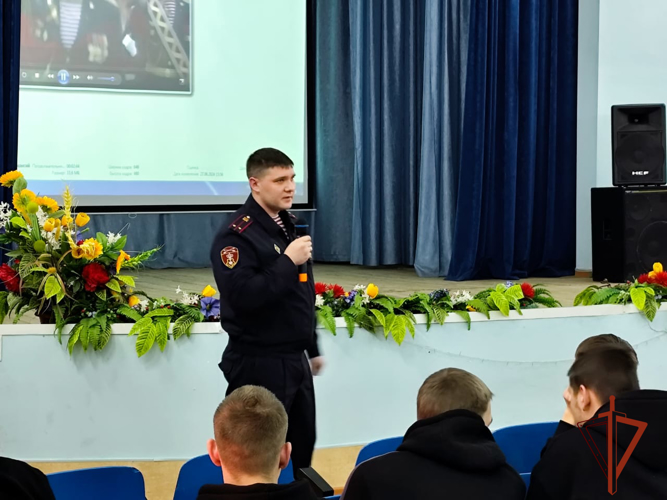 Сотрудники Росгвардии провели мероприятия, приуроченные к годовщине снятия блокады Ленинграда в Новосибирской области