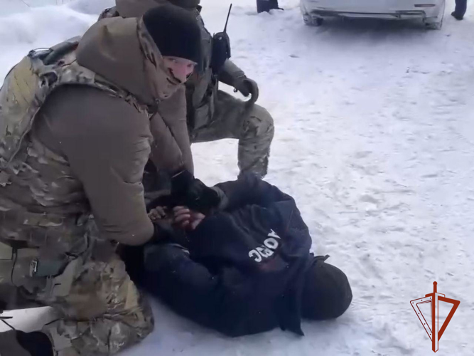 В Новосибирской области при содействии СОБР Росгвардии задержаны члены организованной группы,  подозреваемые в незаконной рубке лесных насаждений