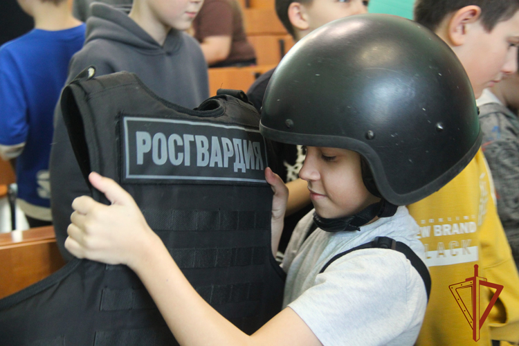 В Центральном отделе вневедомственной охраны Росгвардии отметили 65-летие со дня образования подразделения