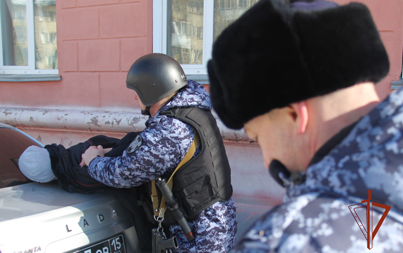 Конкурс «Лучший по профессии» среди групп задержания вневедомственной охраны Росгвардии прошел в Новосибирске 