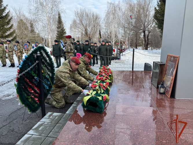 В Новосибирске почтили память военнослужащих отряда специального назначения «Ермак», погибших при исполнении воинского долга