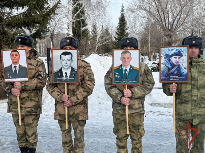 В Новосибирске почтили память военнослужащих отряда специального назначения «Ермак», погибших при исполнении воинского долга