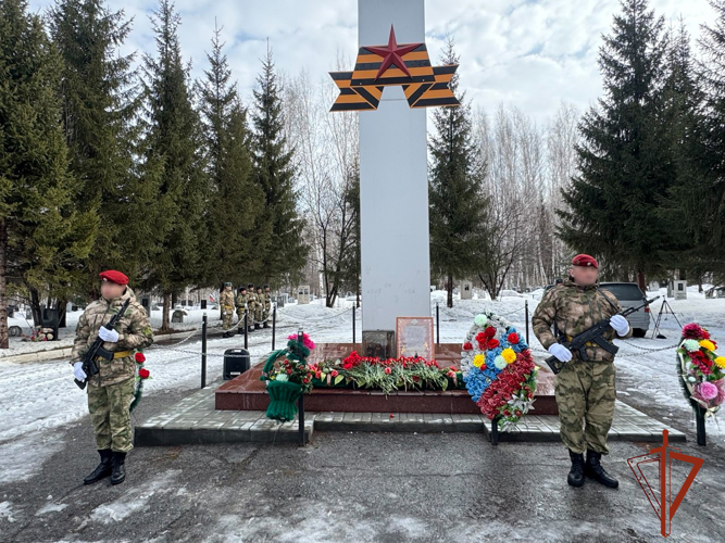 В Новосибирске почтили память военнослужащих отряда специального назначения «Ермак», погибших при исполнении воинского долга