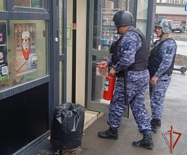 В Новосибирске экипаж вневедомственной охраны Росгвардии оперативно ликвидировал возгорание на охраняемом объекте