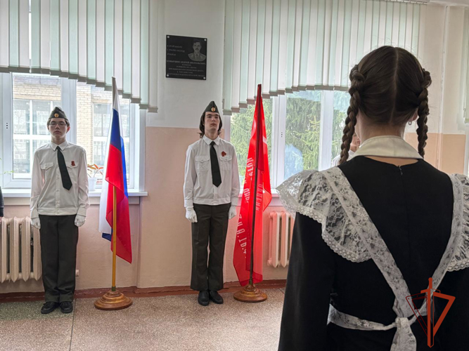 В Новосибирске росгвардейцы дали старт региональной патриотической акции «Часовой у Знамени Победы»