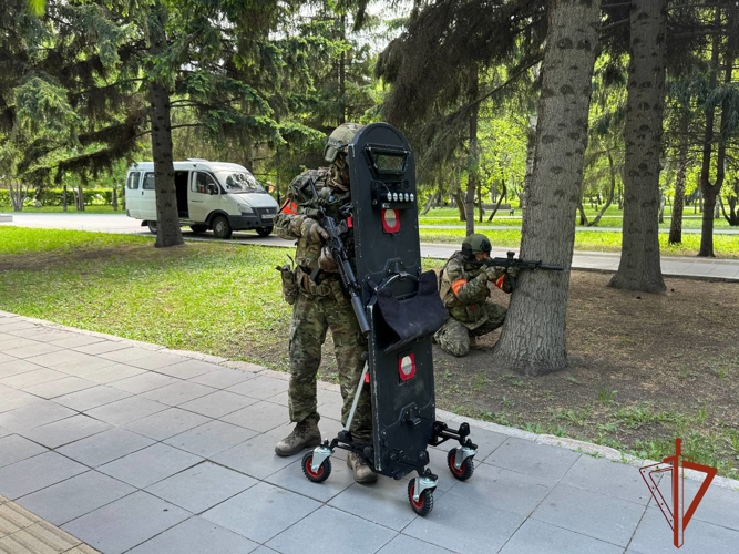 В Новосибирске сотрудники Росгвардии приняли участие в межведомственных учениях