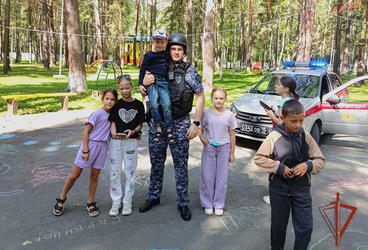 В Новосибирской области продолжается акция «Каникулы с Росгвардией»