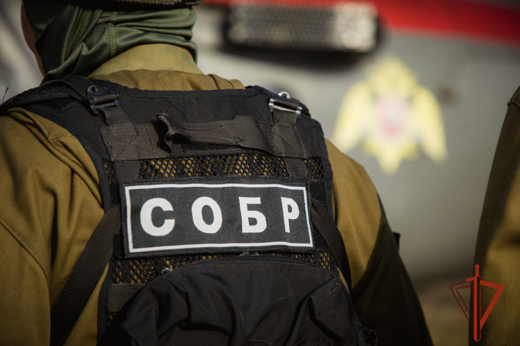 В Новосибирской области спецназом Росгвардии задержан подозреваемый в попытке сбыта наркотических средств