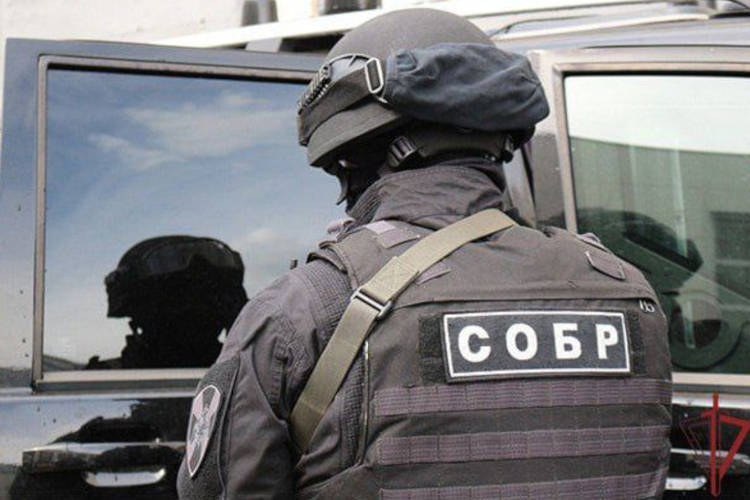 При содействии СОБР задержан подозреваемый в совершении противоправных действий в отношении сотрудников ГАИ в Новосибирске