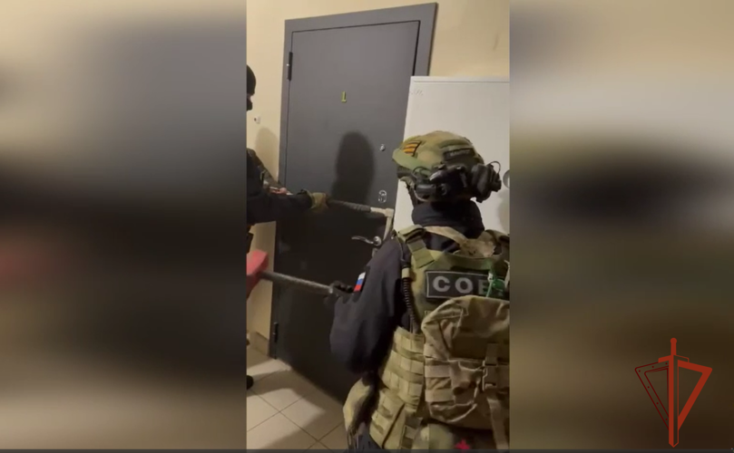 При поддержке бойцов СОБР задержаны подозреваемые в покушении на сбыт наркотических средств