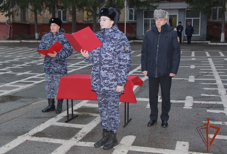 В Новосибирске состоялись мероприятия, посвященные Дню образования подразделений вневедомственной охраны Росгвардии 