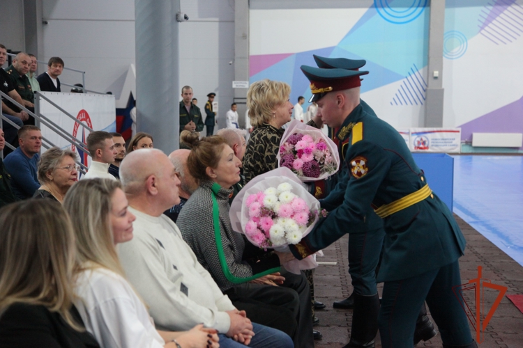 Чемпионат по рукопашному бою памяти Героя России Ивана Шелохвостова прошёл в Новосибирске