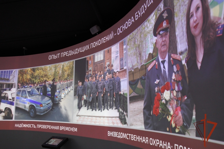 В Новосибирске открылась интерактивная выставка вневедомственной охраны Росгвардии