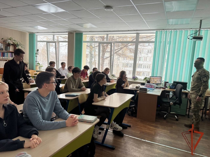 В Новосибирской области Росгвардия приняла участие в мероприятиях, посвященных Дню Героев Отечества