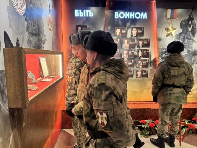 В Новосибирске почтили память погибших военнослужащих отряда специального назначения «Ермак» Сибирского округа Росгвардии