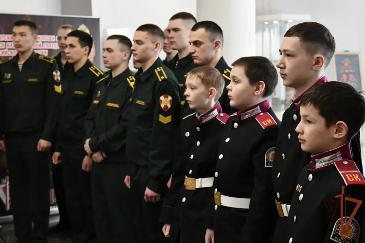 В преддверии 10-летия Росгвардии в Новосибирске открылась мультимедийная выставка «Всегда на страже история войск правопорядка»