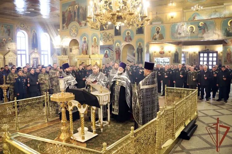 В Новосибирске состоялись торжественные мероприятия, посвящённые Дню войск национальной гвардии Российской Федерации